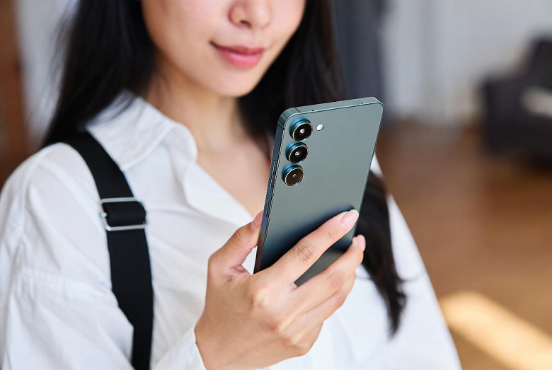 Samsung повторяет за Apple: корейцы меняют титан на алюминий и тестируют камеру с переменной диафрагмой для Galaxy S27